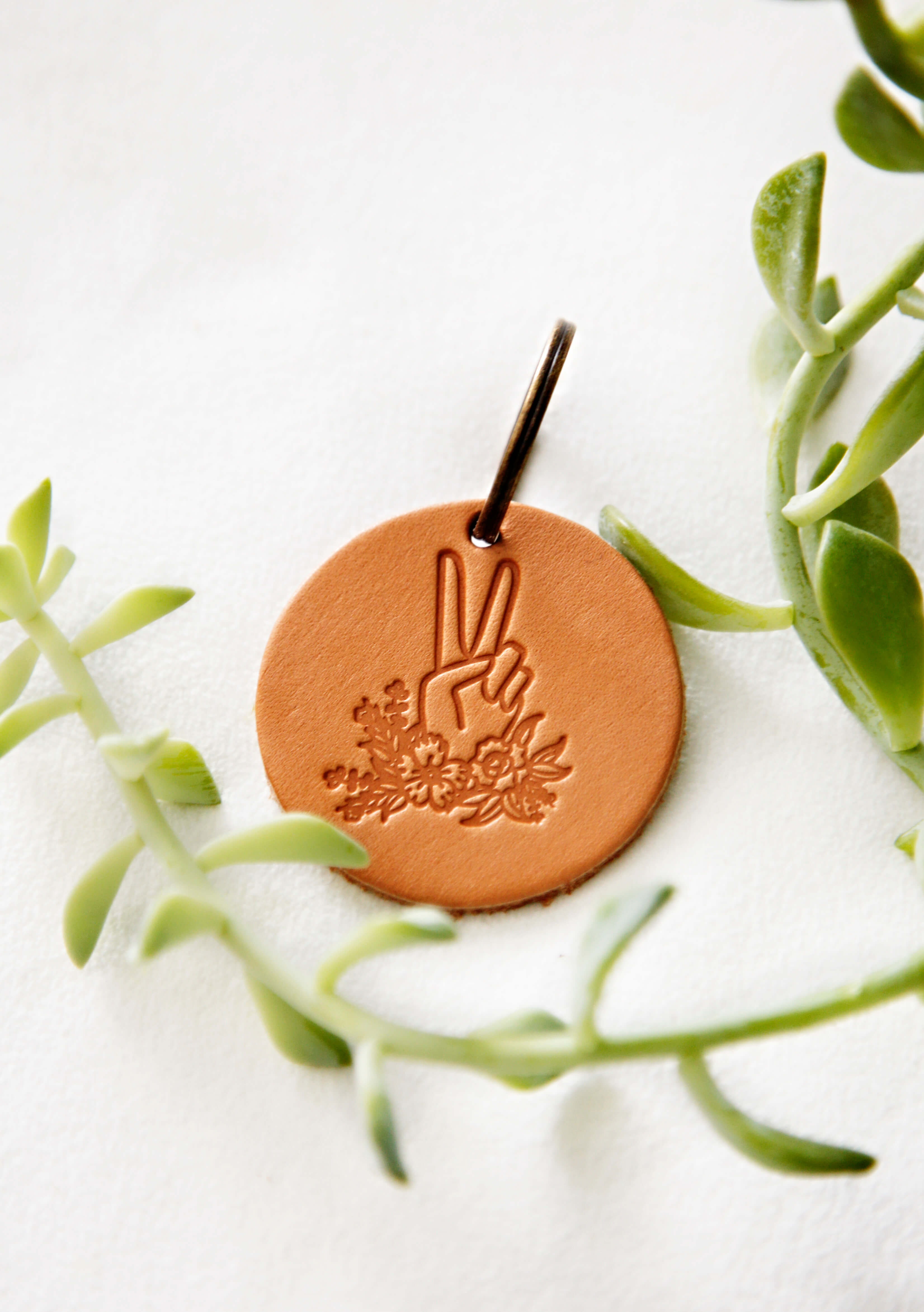 Diffuser For Key Rings Essential Oil Diffuser Keychain – Air Blush